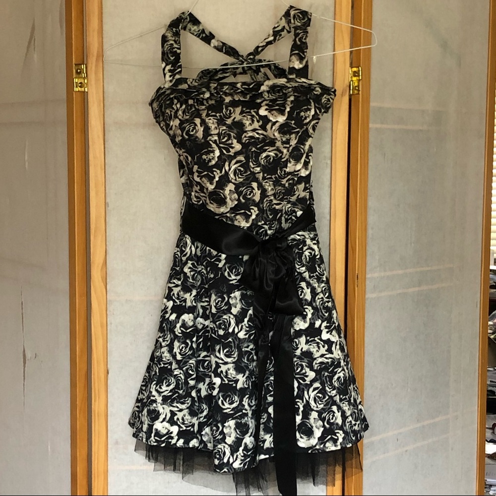 Halter dress with roses size 12 (fits like 8)